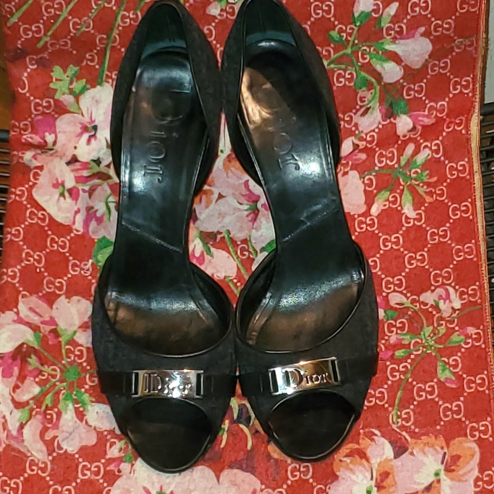 DIOR  Diorissmio Canvas Heels